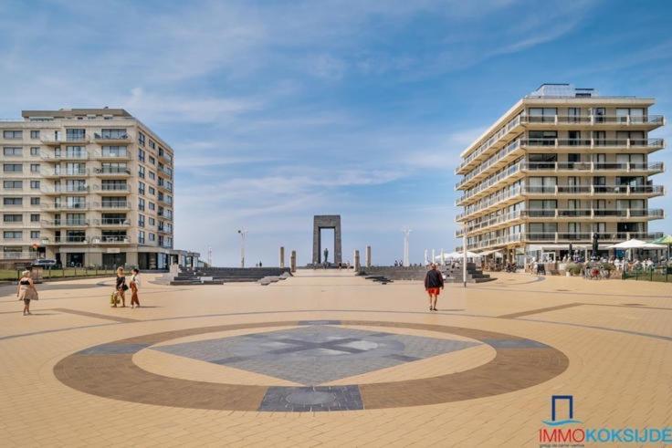 Appartement 303 Place Leopold 1Er A La Panne A 100M De La Plage エクステリア 写真